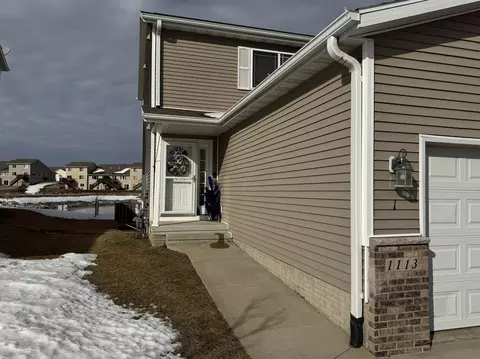 1113 Amelia Dr #1, Cedar Falls, IA 50613