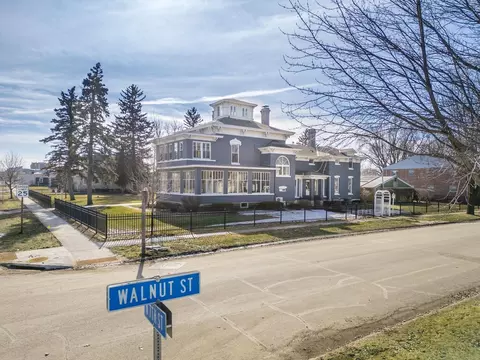 628 Walnut St, Osage, IA 50461