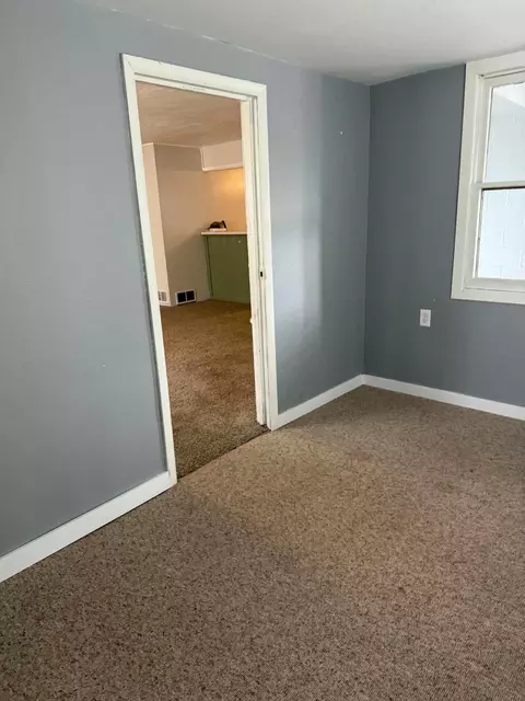 Bedroom - 255 E Monroe, Winthrop, IA 50682 photo 3 of 4