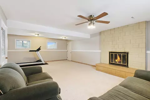 4309 Crestview Dr, Cedar Falls, IA 50613 photo 19