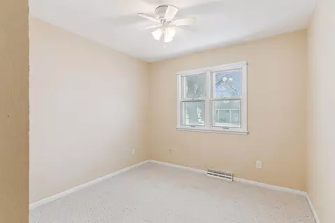 4309 Crestview Dr, Cedar Falls, IA 50613 photo 16