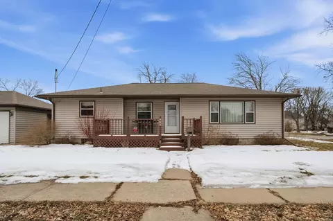 500 15th Ave, Charles City, IA 50616