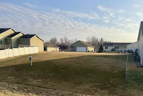 tbd Gray St, Elk Run Heights, IA 50707