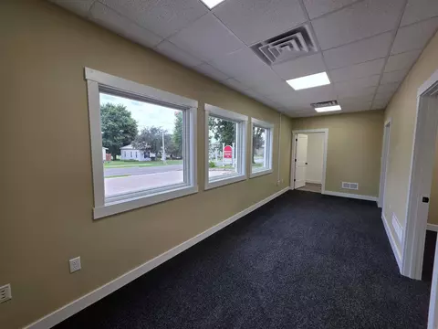 Other - 712 E Main St, New Hampton, IA 50659 photo 2 of 8