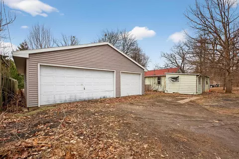 143 Chicago St, Waterloo, IA 50701