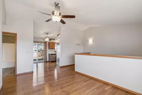 4034 Mark Dr, Waterloo, IA 50701 photo 6