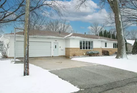 502 N Williams St, Shell Rock, IA 50670