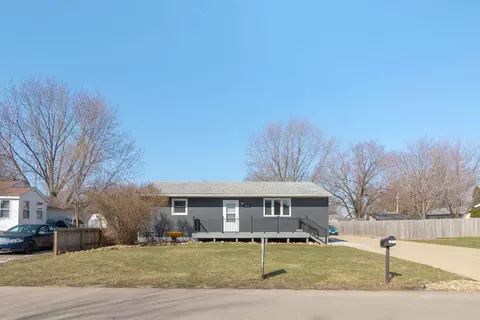 1018 Fox Ave, Evansdale, IA 50707