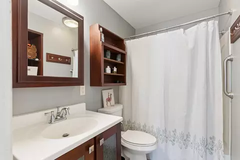 Bath - 1141 E Mitchell Ave, Waterloo, IA 50702 photo 1 of 1