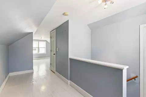 Entry Way - 1141 E Mitchell Ave, Waterloo, IA 50702 photo 1 of 1