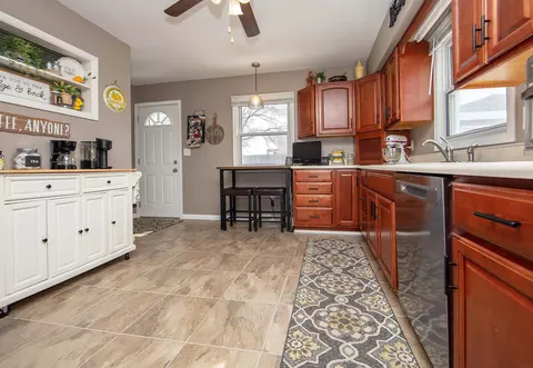 743 Progress, Waterloo, IA 50701 photo 9