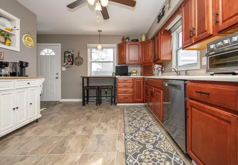 743 Progress, Waterloo, IA 50701 photo 11