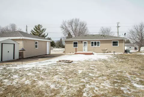 743 Progress, Waterloo, IA 50701 photo 25