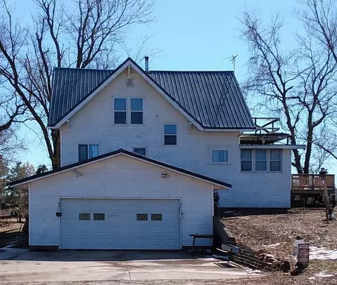 1563 Piedmont Ave, Tripoli, IA 50676