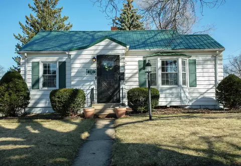 Exterior - 1181 E Mitchell, Waterloo, IA 50702 photo 4 of 8