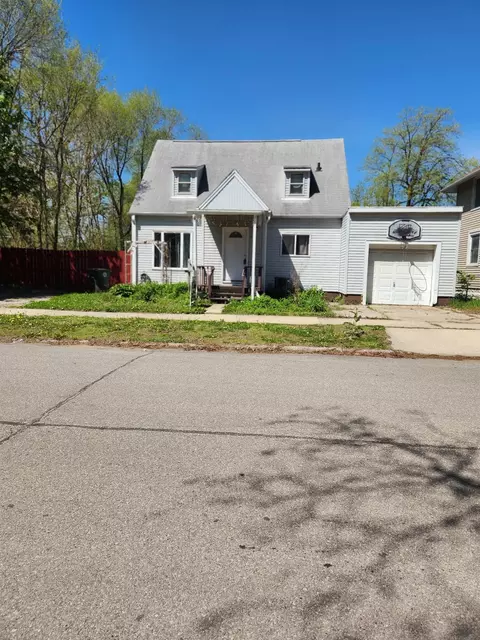 119 Reed St, Waterloo, IA 50703