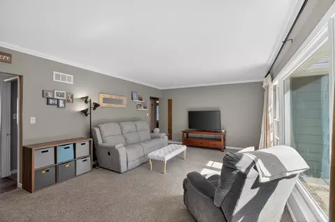 Other - 210 Ivanhoe Rd, Waterloo, IA 50701 photo 2 of 4