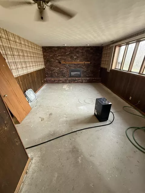 Living - 416 Elder St, Dike, IA 50624 photo 1 of 5