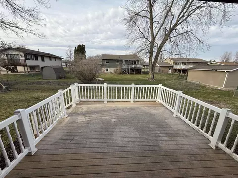 Exterior - 416 Elder St, Dike, IA 50624 photo 4 of 6
