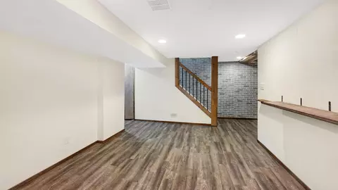 2015 Waterloo Rd, Cedar Falls, IA 50613 photo 13