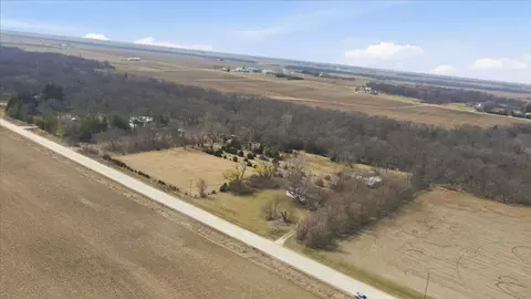1077 Butler Ave, Fairbank, IA 50629