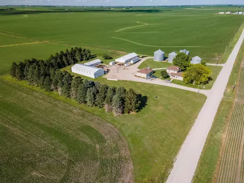26455 225th St, Grundy Center, IA 50638