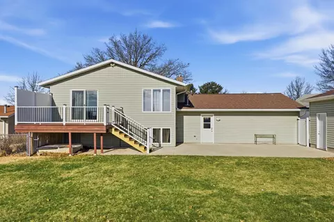 Exterior - 332 Fleur Dr, New Hampton, IA 50659 photo 4 of 7