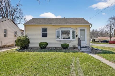 1802 Easton Ave, Waterloo, IA 50702