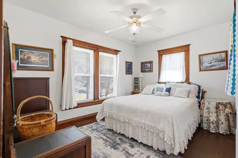 Bedroom - 217 1st Ave SE, Hampton, IA 50441 photo 1 of 4