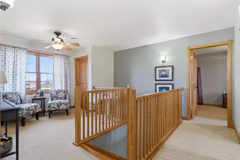 Entry Way - 1005 Eileen Ct, Decorah, IA 52101 photo 3 of 6