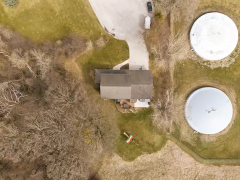 View/Area - 1005 Eileen Ct, Decorah, IA 52101 photo 5 of 5