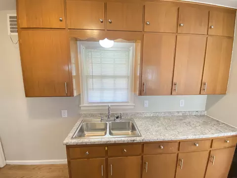 426 Cornwall Ave, Waterloo, IA 50702 photo 11
