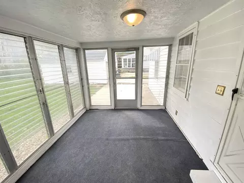 426 Cornwall Ave, Waterloo, IA 50702 photo 8