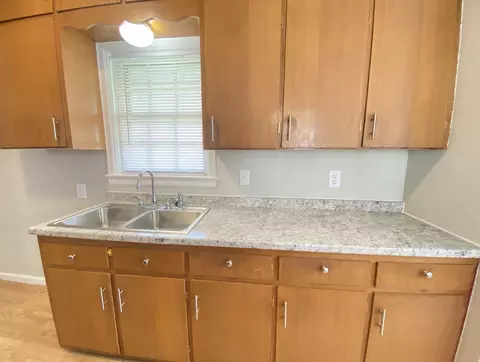 426 Cornwall Ave, Waterloo, IA 50702 photo 10