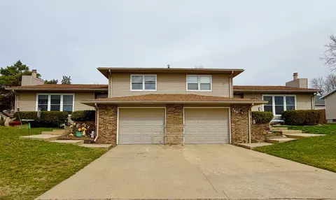 740-746 Olympic Dr, Waterloo, IA 50701