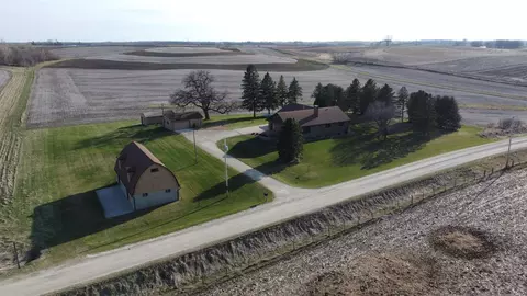 9413 208th St, West Union, IA 52175