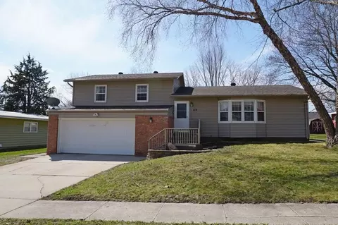 114 Central Ave, Charles City, IA 50616