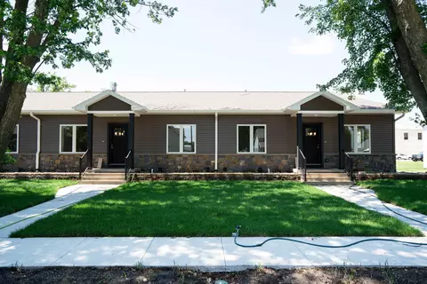 607 4th St #NORTH, Dike, IA 50624