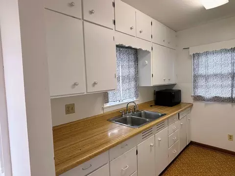 Kitchen - 710 Pine St, Decorah, IA 52101 photo 2 of 3