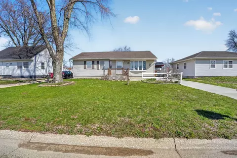 407 W Williams St, Dunkerton, IA 50626