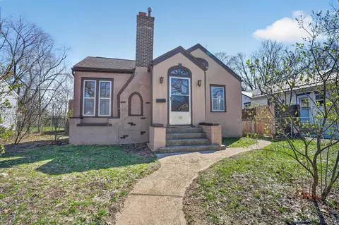 713 Riehl St, Waterloo, IA 50703