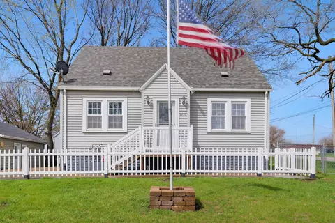 1102 Ohio St, Waterloo, IA 50702