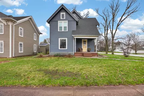 501 4th St, Traer, IA 50675