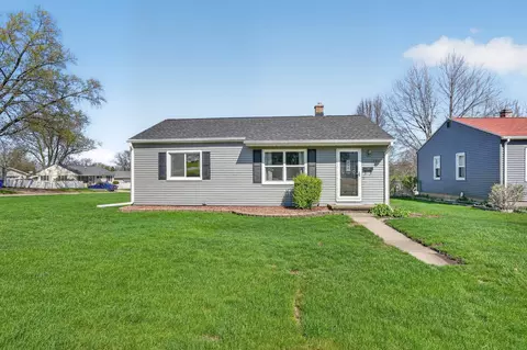 929 Oregon St, Waterloo, IA 50702