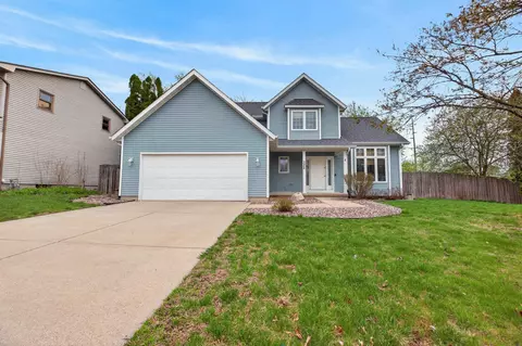 328 Parkgate Rd, Cedar Falls, IA 50613