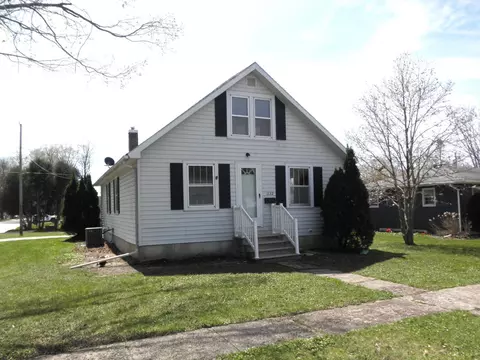 1132 Mechanic St, Osage, IA 50461