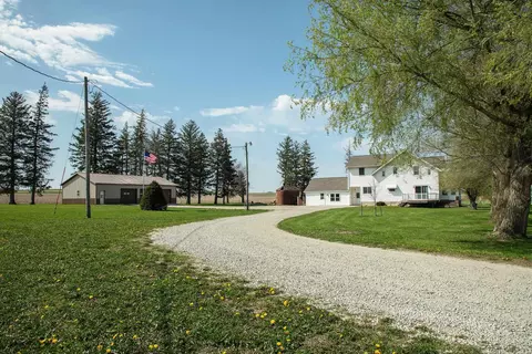 1614 Badger Ave, Plainfield, IA 50666