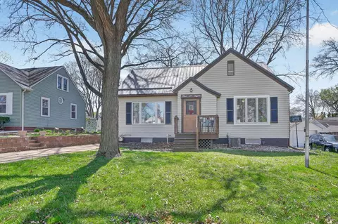 108 Carolina, Waterloo, IA 50701