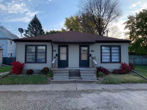 1607 1609 Randolph St, Waterloo, IA 50702