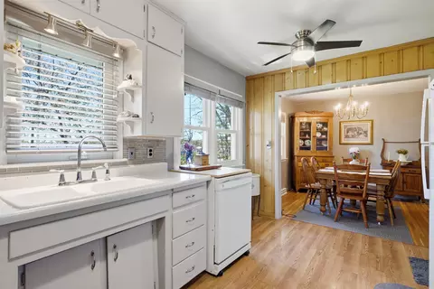 Kitchen - 807 Maynard Ave, Waterloo, IA 50701 photo 3 of 3